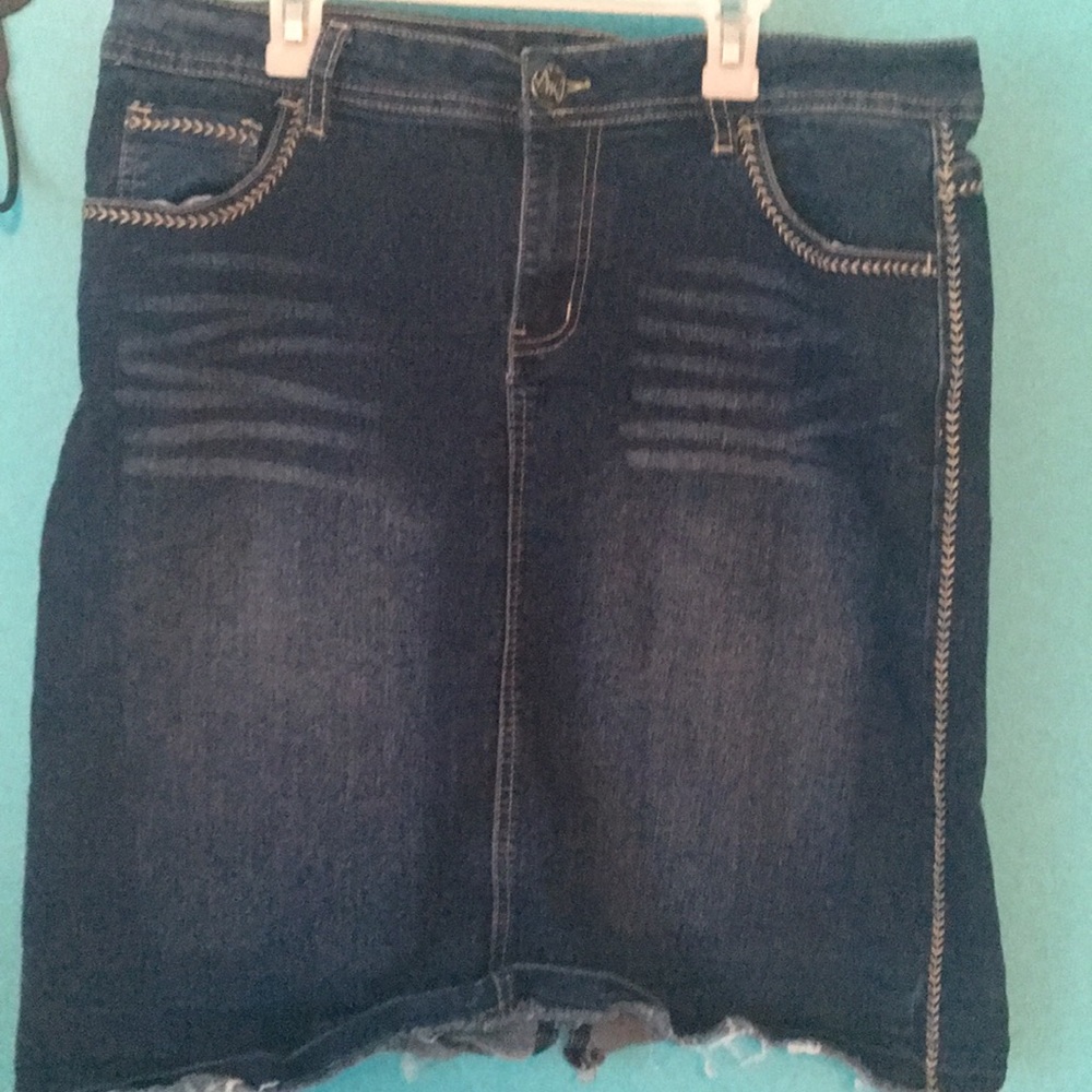 Dark wash denim skirt